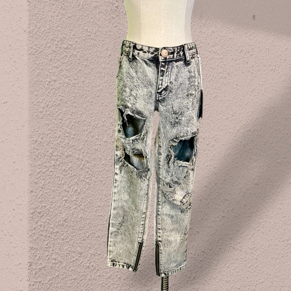 NWT ONE by One Teaspoon ‘Trashed Free Birds’ Jeans in “Harley” Gray Wash Size 28 - Picture 4 of 16